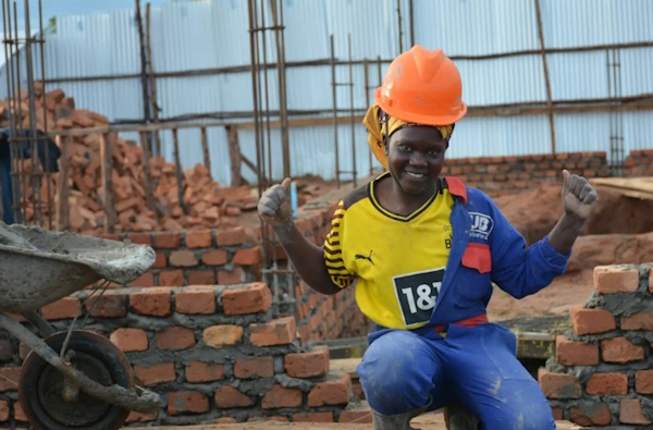 Brenda makes mark in male dominated construction field